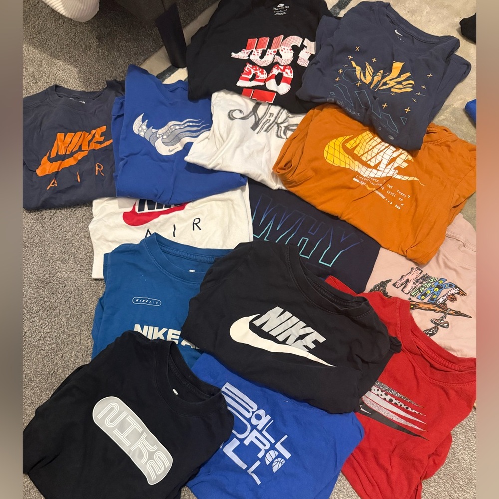 Lot of Nike Kids Graphic Tee - Black and White